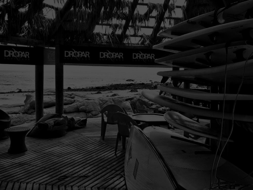 DROPAR SURF CLUBE - BragDesign
